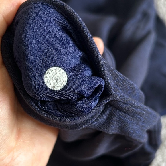 Lululemon Rush Hour Tight, Size 4. Heathered Hero Blue / Black - Picture 11 of 11